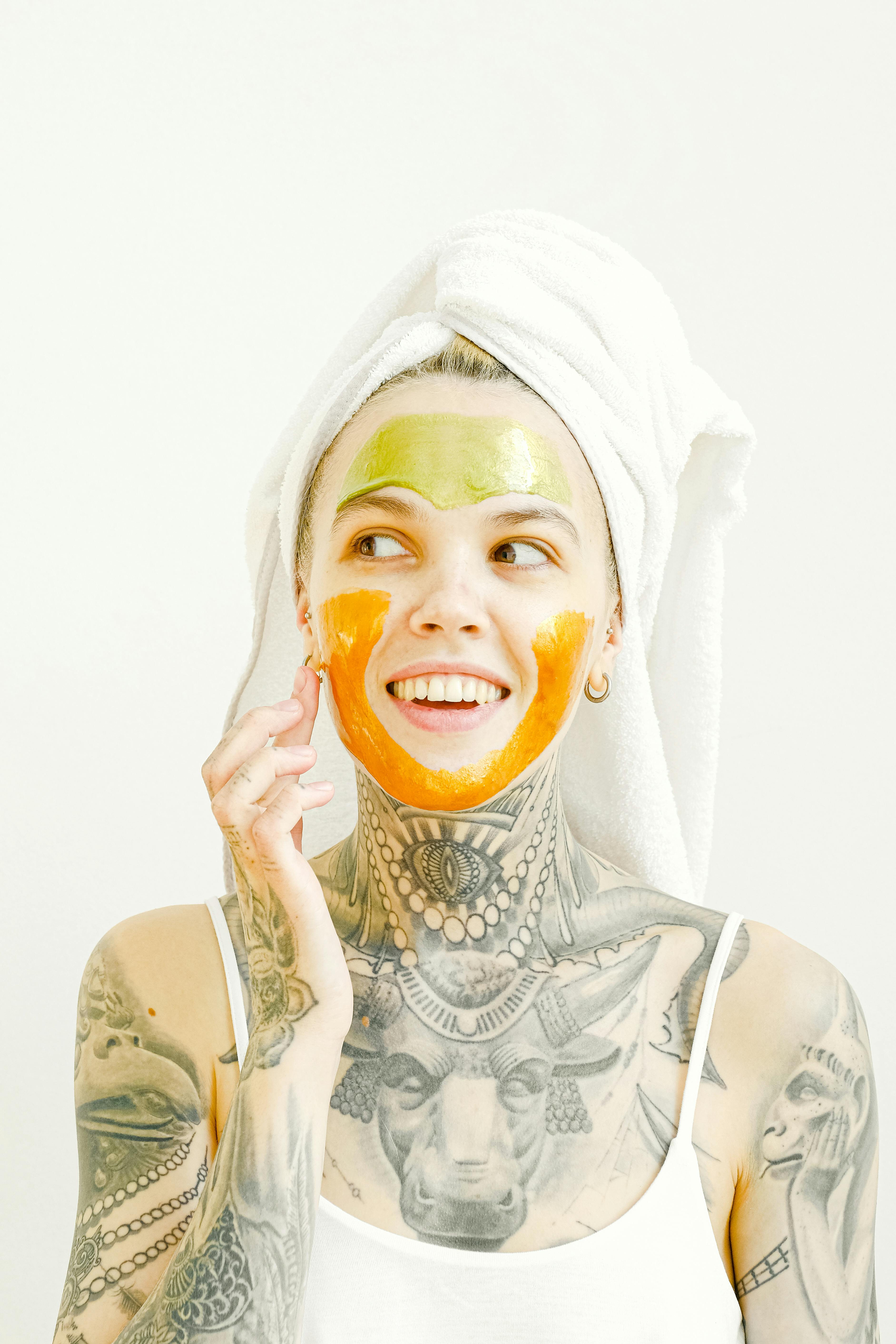 企业宣传片项目视觉图：团队协作与会议氛围